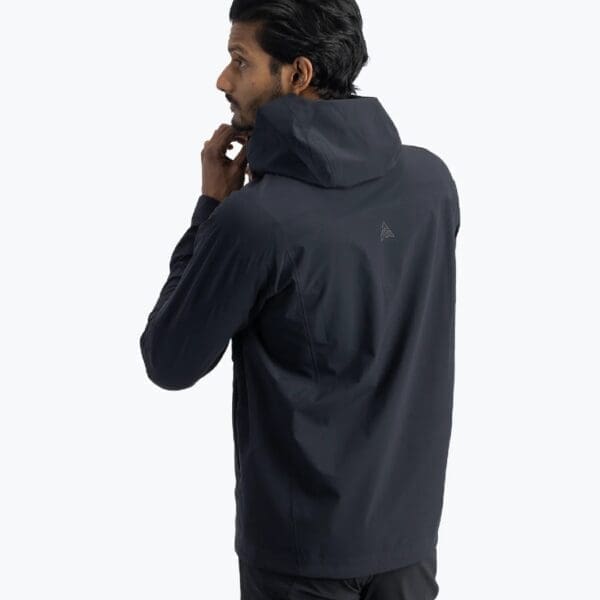 7Mesh Mens Cache Anorak - Image 5