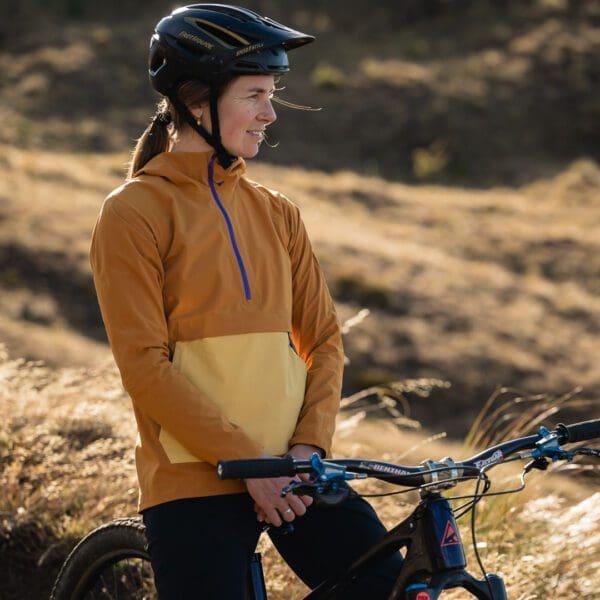 7Mesh Womens Cache Anorak - Image 5