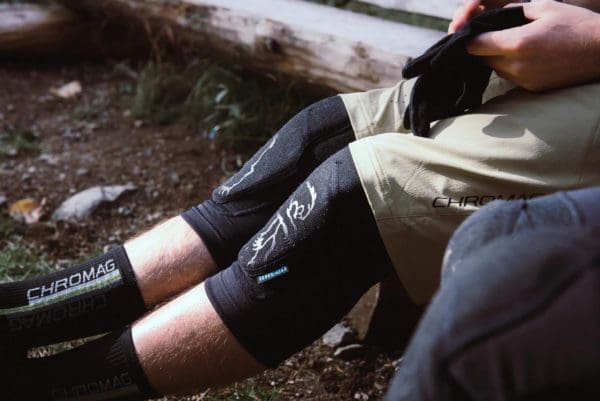 Chromag Rift Knee Guard - Image 3